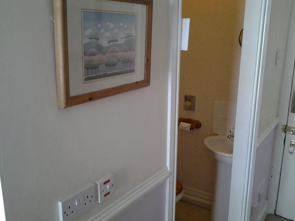 No. 9 Guest House Ландъндо Стая снимка